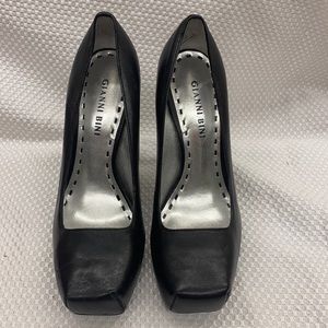 Black Leather Gianni Bini Square-Toe Heel